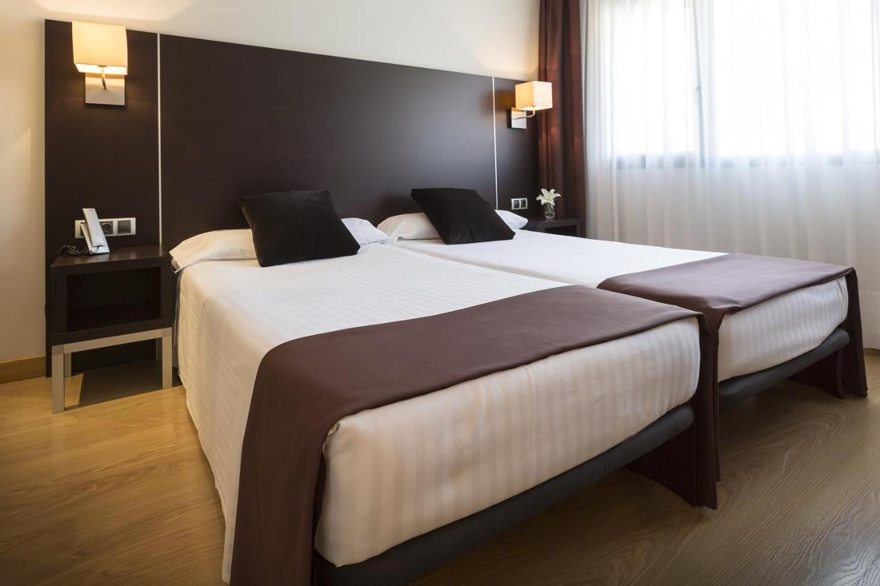 Hotel Plazaola Irurtzun Ngoại thất bức ảnh