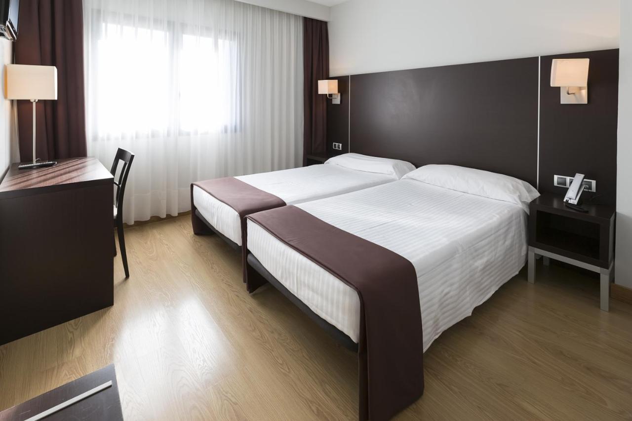 Hotel Plazaola Irurtzun Ngoại thất bức ảnh