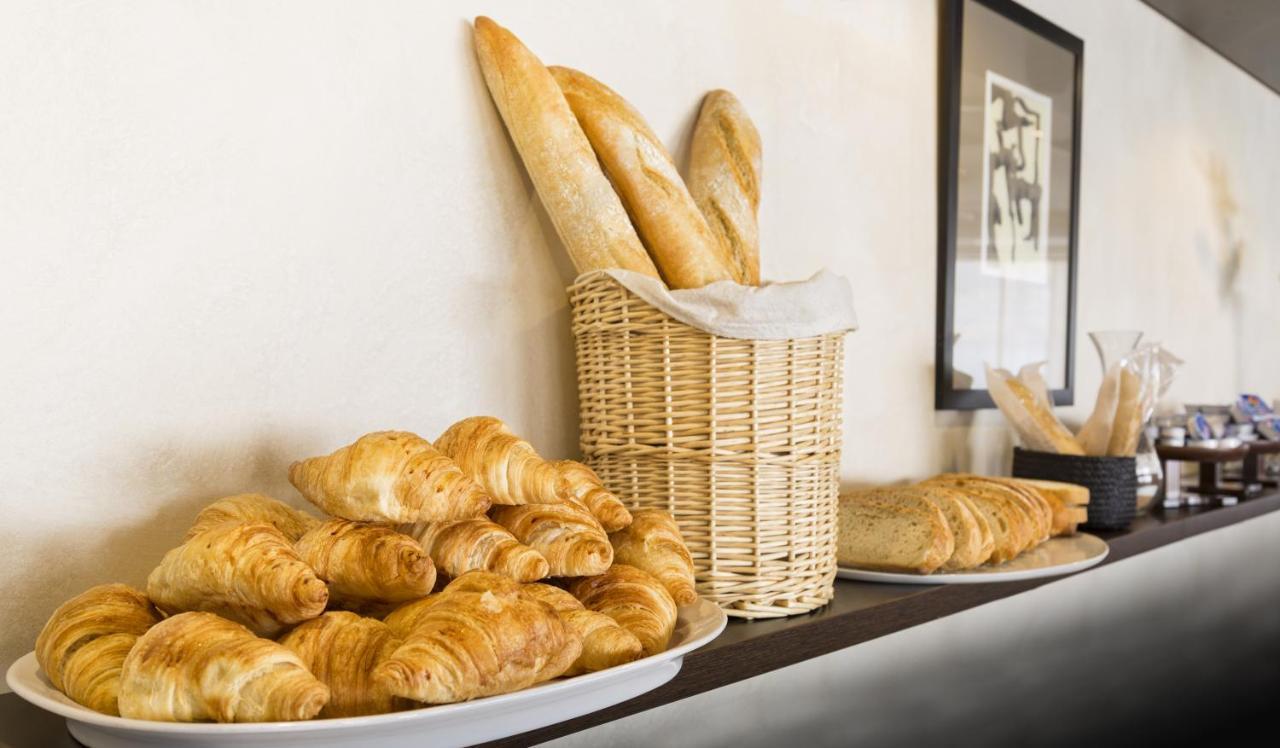 Hotel Plazaola Irurtzun Ngoại thất bức ảnh