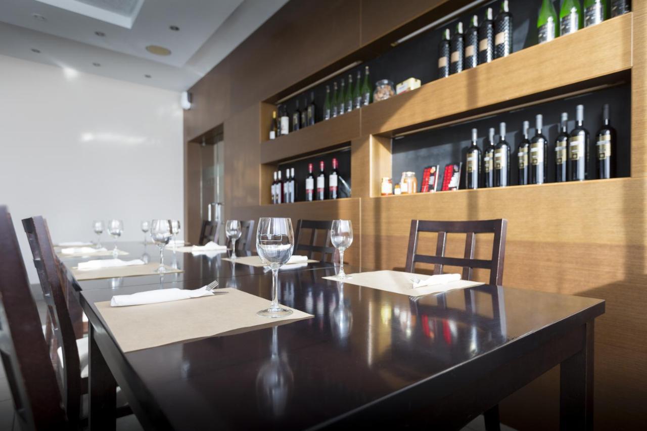 Hotel Plazaola Irurtzun Ngoại thất bức ảnh
