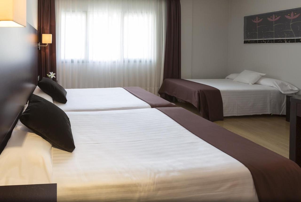 Hotel Plazaola Irurtzun Ngoại thất bức ảnh