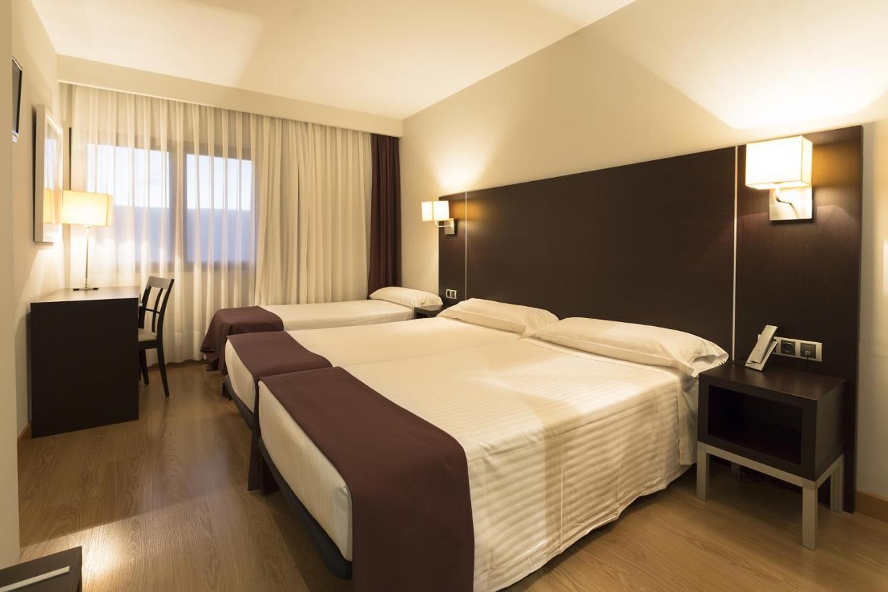 Hotel Plazaola Irurtzun Ngoại thất bức ảnh