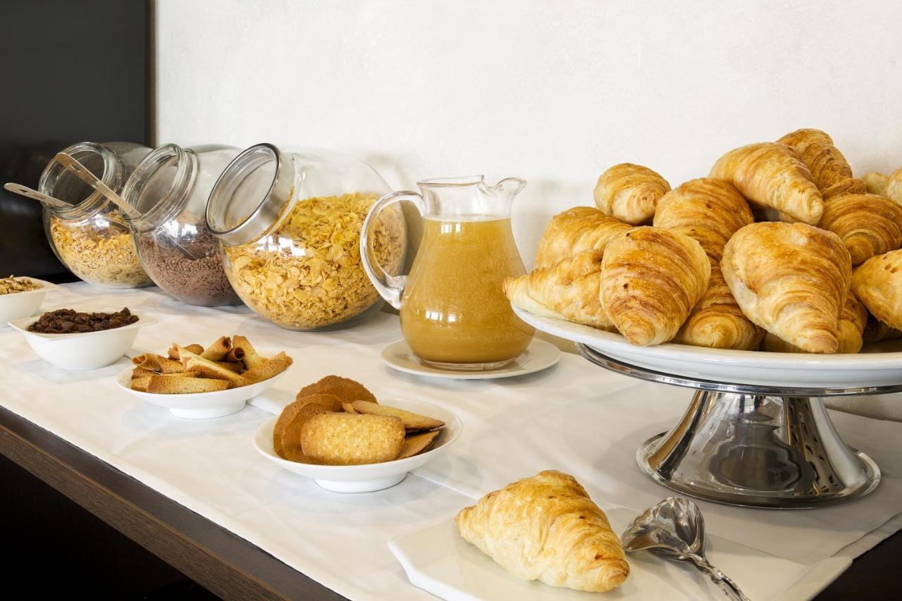 Hotel Plazaola Irurtzun Ngoại thất bức ảnh