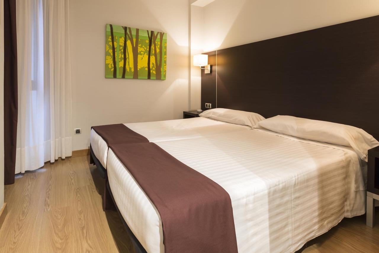 Hotel Plazaola Irurtzun Ngoại thất bức ảnh