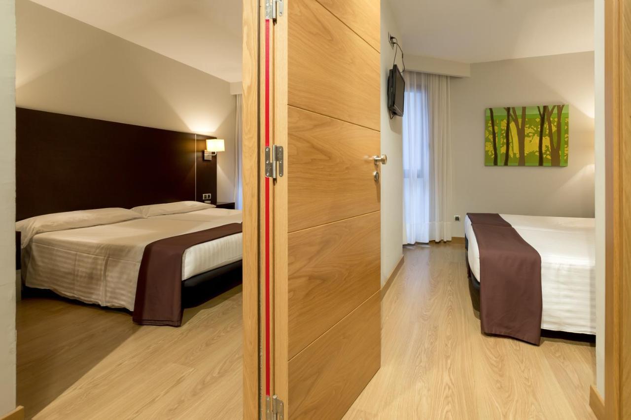 Hotel Plazaola Irurtzun Ngoại thất bức ảnh