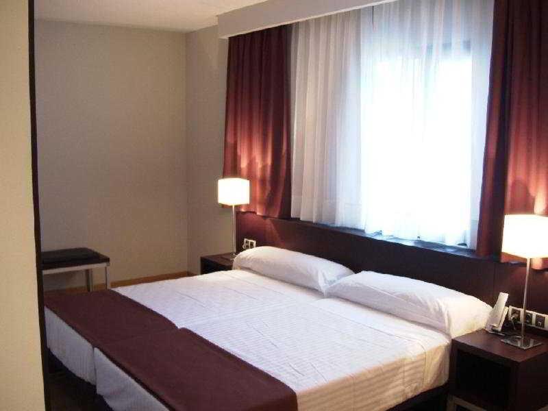 Hotel Plazaola Irurtzun Phòng bức ảnh