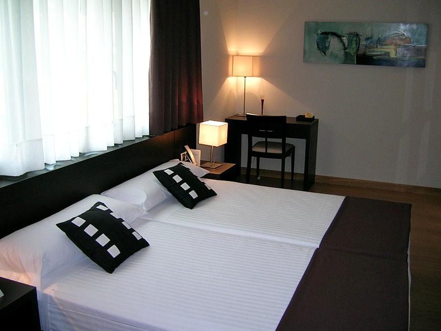 Hotel Plazaola Irurtzun Ngoại thất bức ảnh