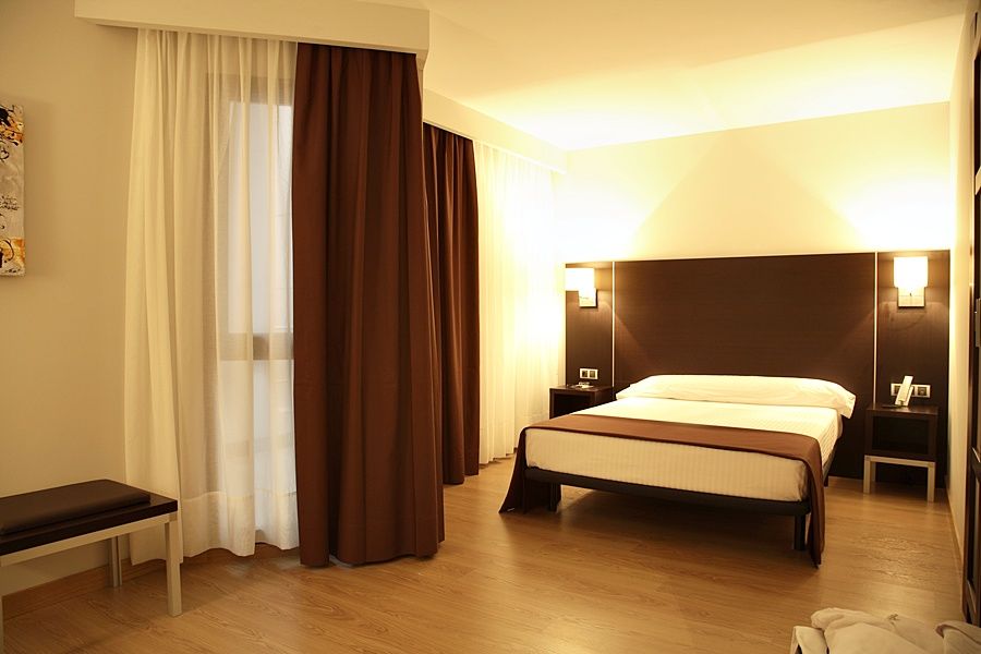 Hotel Plazaola Irurtzun Ngoại thất bức ảnh